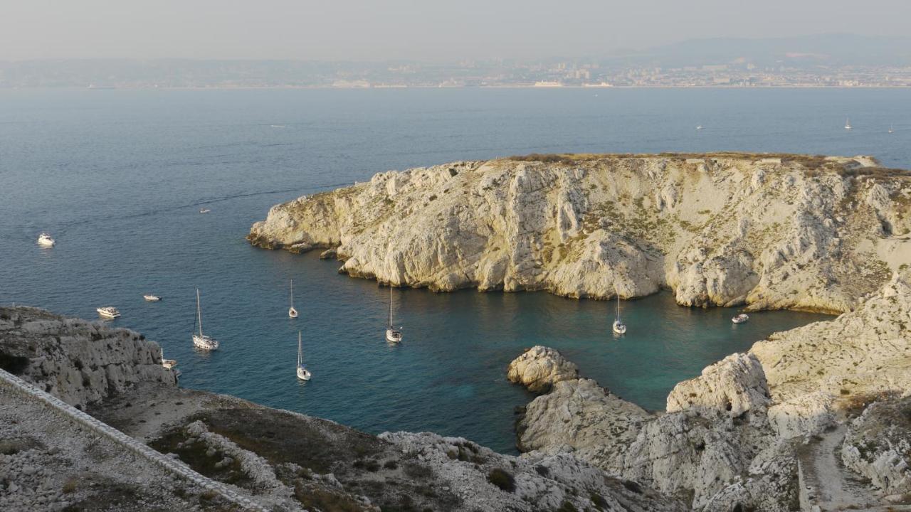 Les Pieds Dans L'Eau Sur L'Ile Du Frioul Apartamento Marselha Exterior foto