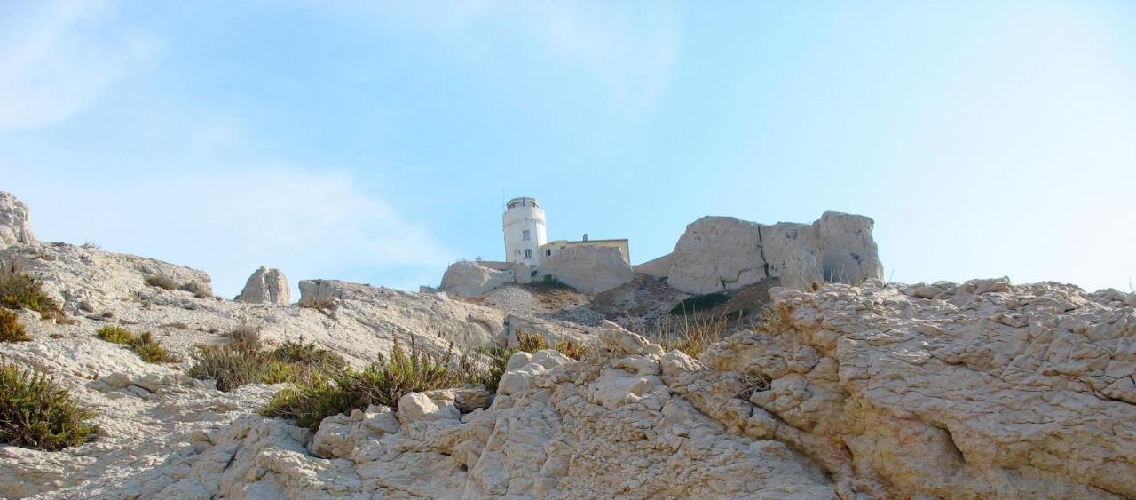 Les Pieds Dans L'Eau Sur L'Ile Du Frioul Apartamento Marselha Exterior foto